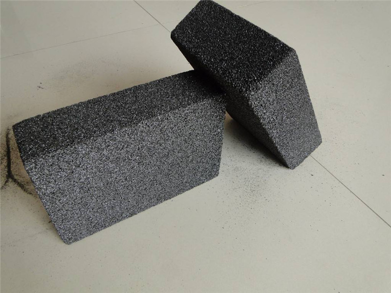 泡(pào)沫玻璃闆(pan)