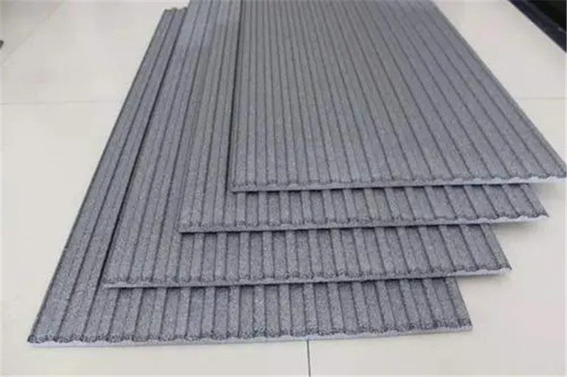 石(shí)墨地面(mian)隔聲闆(pǎn)